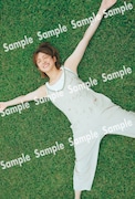 乃木坂46 樋口日奈 1st写真集「恋人のように」星野書店特典ポストカードサンプル画像(撮影:前康輔)