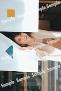 乃木坂46 樋口日奈 1st写真集「恋人のように」未来屋書店特典ポストカードサンプル画像(撮影:前康輔)