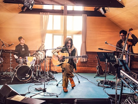 「菅田将暉 LIVE STREAMING VOL.2」の様子。（撮影：上飯坂一）