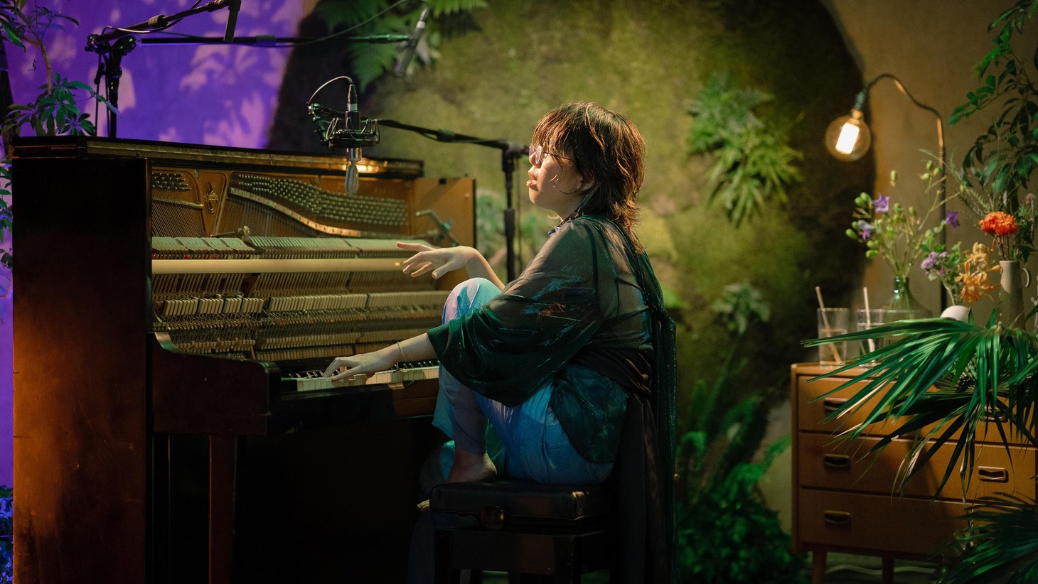 「LIVEWIRE Streaming live 2020.9.12 sat」より。