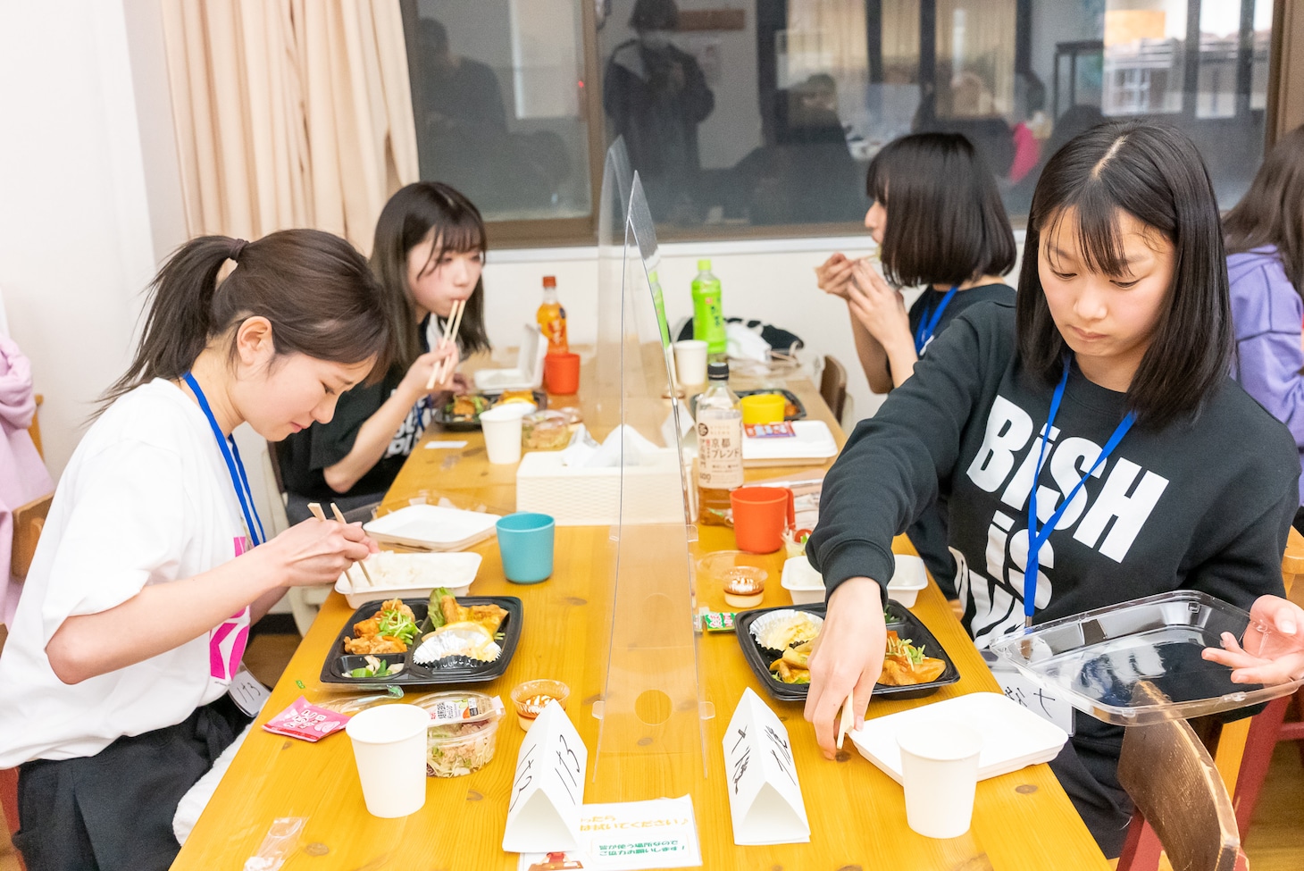 「WACK合同オーディション2022」3月20日夕食の様子。