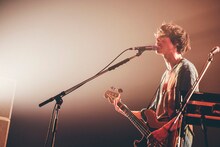 ヤマモトシンタロウ（B）（撮影：西槇太一）