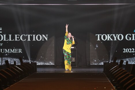 AI (c)マイナビ TOKYO GIRLS COLLECTION 2022 SPRING / SUMMER