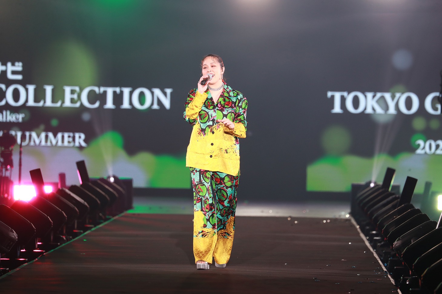AI (c)マイナビ TOKYO GIRLS COLLECTION 2022 SPRING / SUMMER