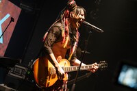 小柳（Vo / 夕闇に誘いし漆黒の天使達）（Photo by MAYUMI）