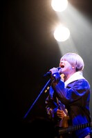 矢野晴人（Vo, B / Non Stop Rabbit）（Photo by MAYUMI）