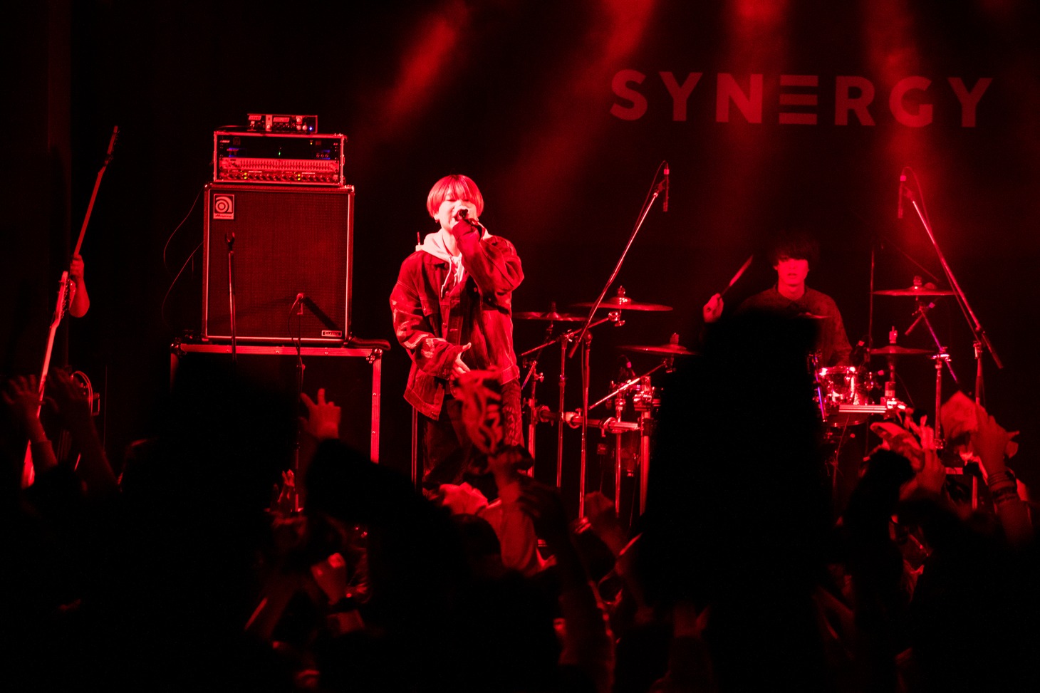 Non Stop Rabbit（Photo by MAYUMI）