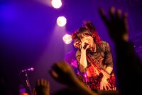 小柳（Vo / 夕闇に誘いし漆黒の天使達）（Photo by MAYUMI）