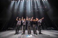 AVEST「1st Year Anniversary Live」より。