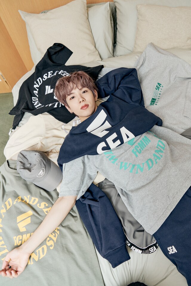 FCMM×WIND AND SEAコラボレーションラインの着用イメージ。