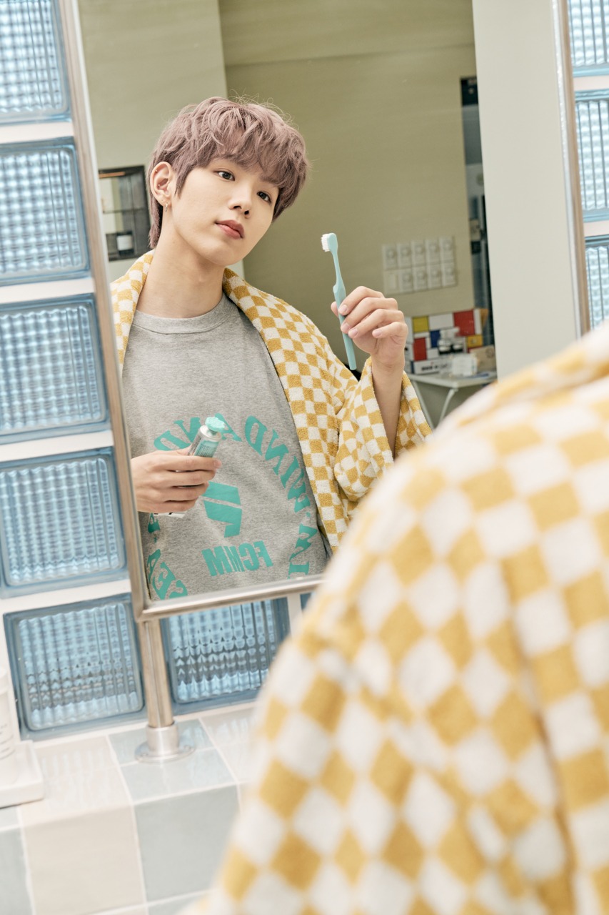 FCMM×WIND AND SEAコラボレーションラインの着用イメージ。