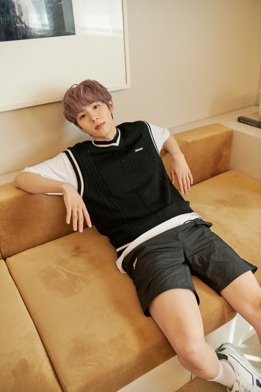 FCMM×WIND AND SEAコラボレーションラインの着用イメージ。