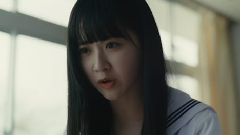 STU48のドラマミュージックビデオ「光は君に、あの日々に。」の予告映像より。(c)STU