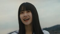 STU48のドラマミュージックビデオ「光は君に、あの日々に。」の予告映像より。(c)STU