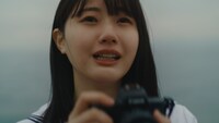 STU48のドラマミュージックビデオ「光は君に、あの日々に。」の予告映像より。(c)STU