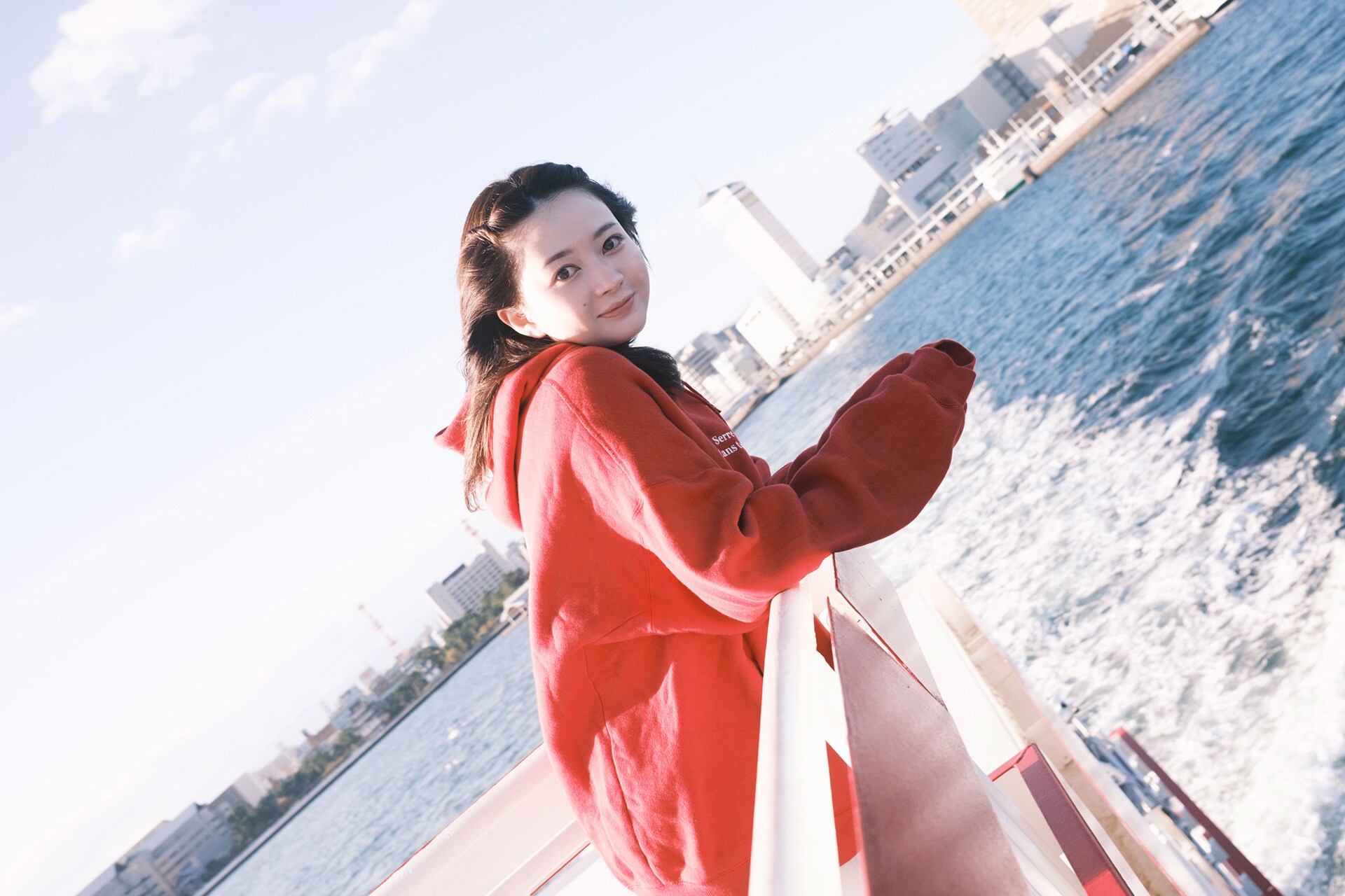 SKE48 江籠裕奈1st写真集『わがままな可愛さ』」より。 [画像