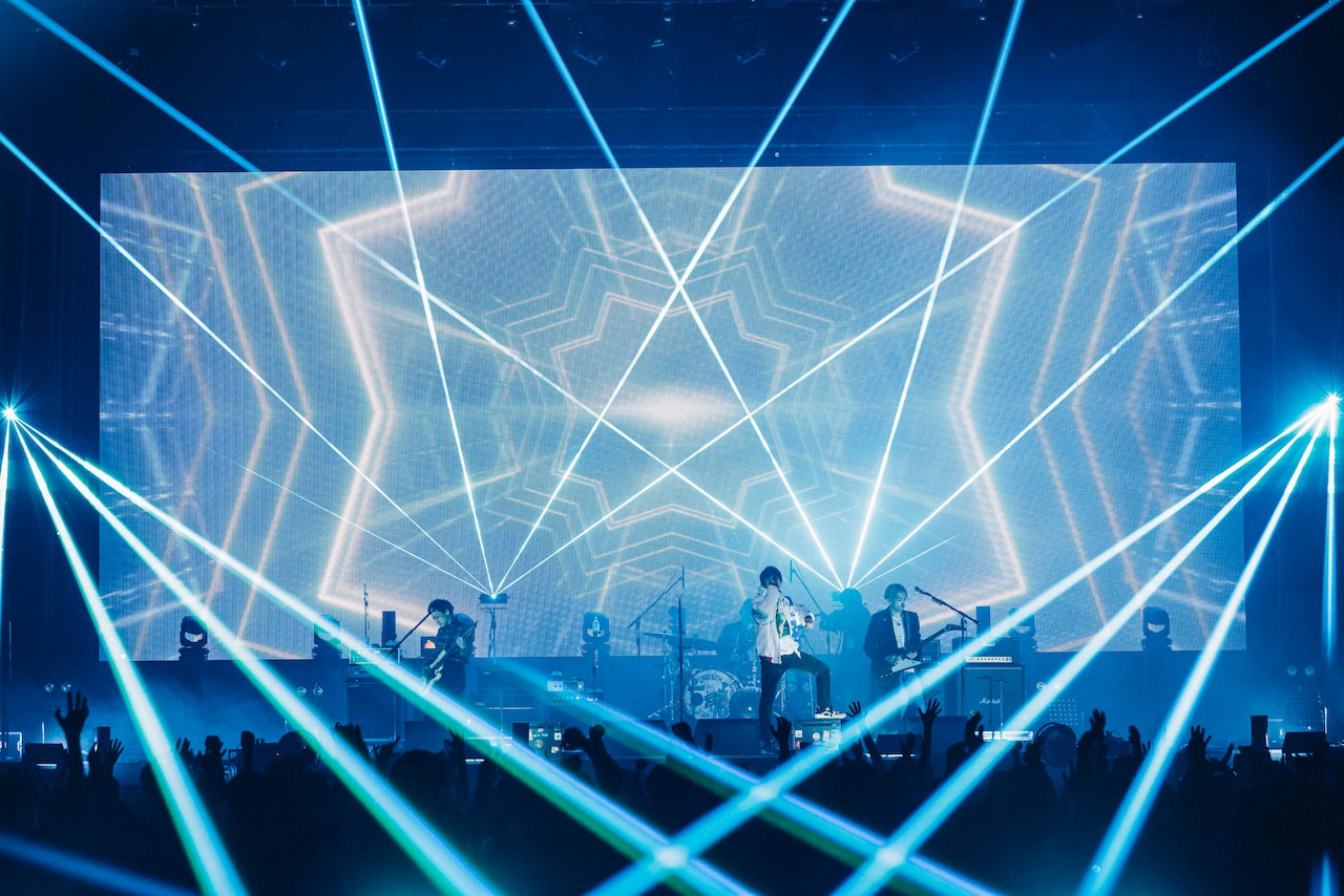 go!go!vanillas「鏡」ライブ映像より。