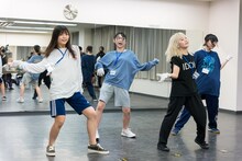 左からタンタン、オキタユア、ネオ・トゥリーズ（BiS）、ベル・ナルド（WAgg）。