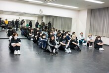 「WACK合同オーディション2022」4日目 夜のパフォーマンス審査の様子。