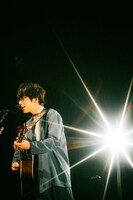 川崎鷹也（Photo by Kana Tarumi）