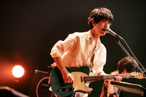 田中和将（Vo, G）（撮影：藤井拓）