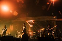 「SAKANAQUARIUM アダプト TOUR」東京・日本武道館公演より。