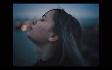 久保あおい「独り言」MVより。