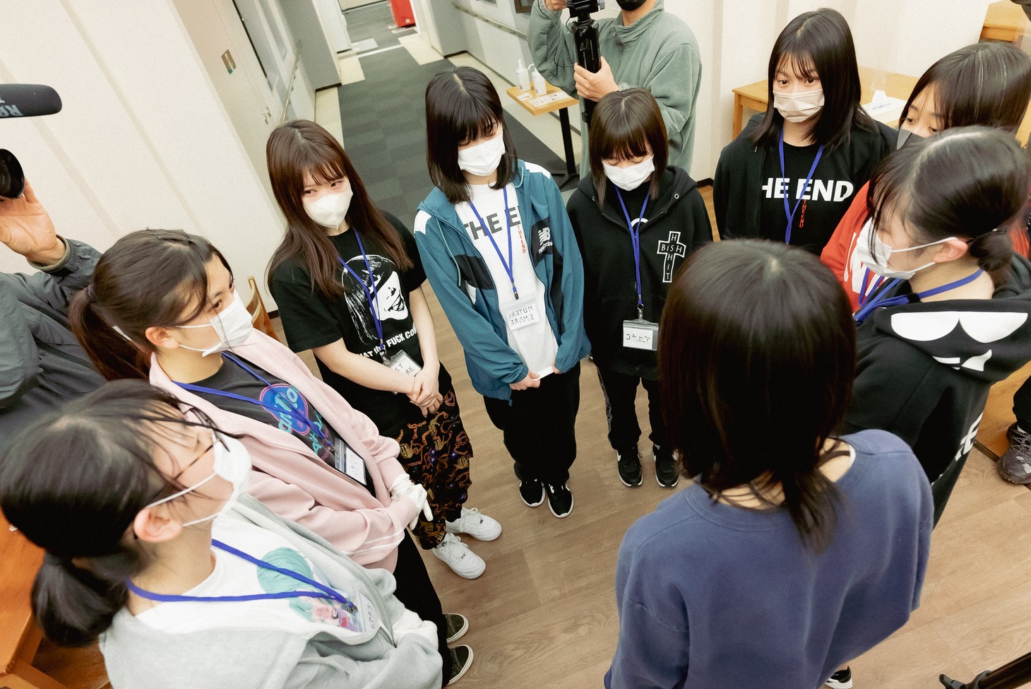 「WACK合同オーディション2022」6日目夜のチーム分けの様子。