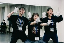 左からオキタユア、PAST EMPiRE、ナ後。