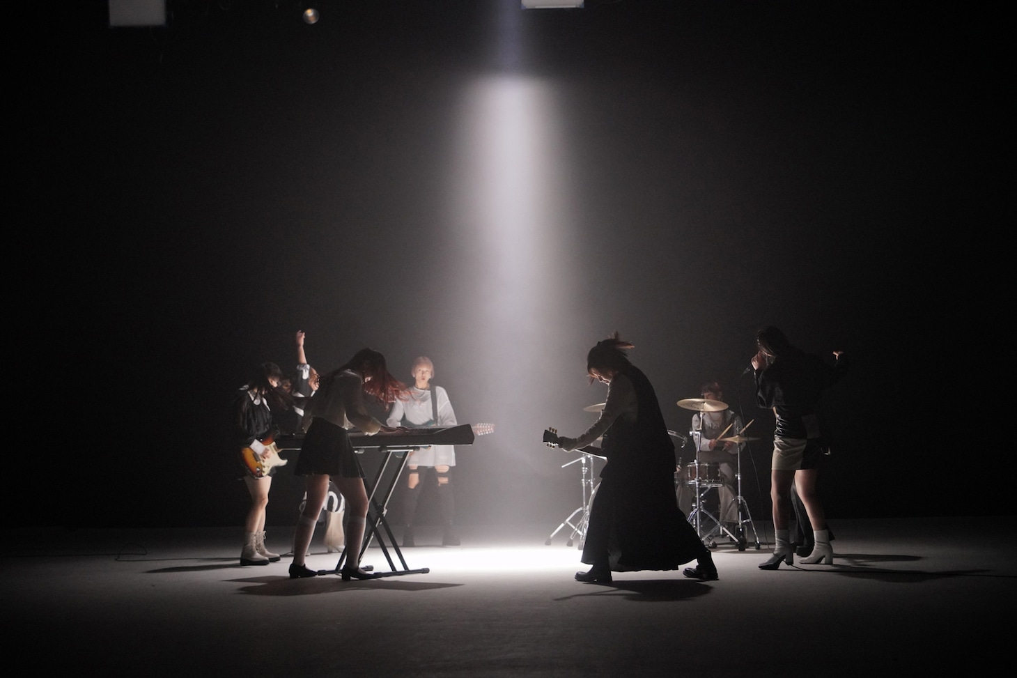 アップアップガールズ（仮）。ミュージックビデオ撮影の様子。