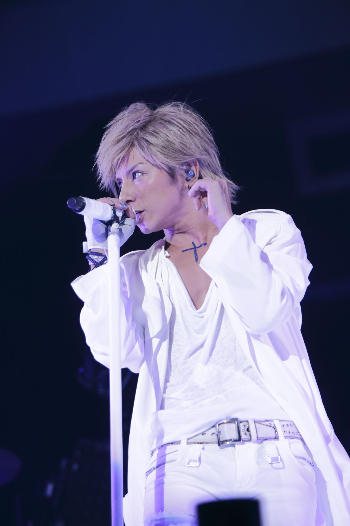 松岡充（Vo）
