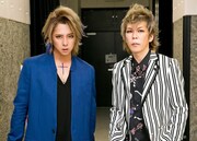 松岡充（Vo）、豊田和貴（G）。（撮影：堀卓朗）