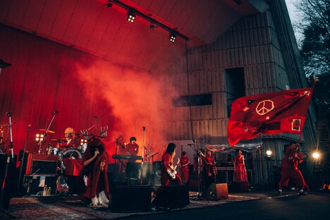 GEZAN「BUG ME TENDER vol.17」の様子。（撮影：taro mizutani）