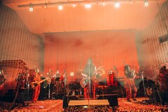 GEZANが野音を真っ赤に染めた春、マヒトが見た新しい希望