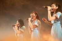 左から北美梨寧、葉月結菜、安杜羽加。