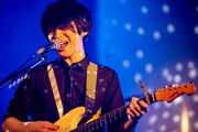 斎藤宏介（Vo, G）（Photo by Viola Kam［V'z Twinkle］）