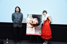 左から竹林亮、あさぎーにょ。