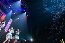 「#ババババンビ 全国道中膝栗毛ツアー 2021-2022」最終公演の様子。