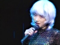 「中森明菜 TRUE LIVE」より。