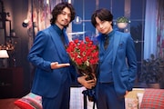 左から斎藤工、中島健人(Sexy Zone)。