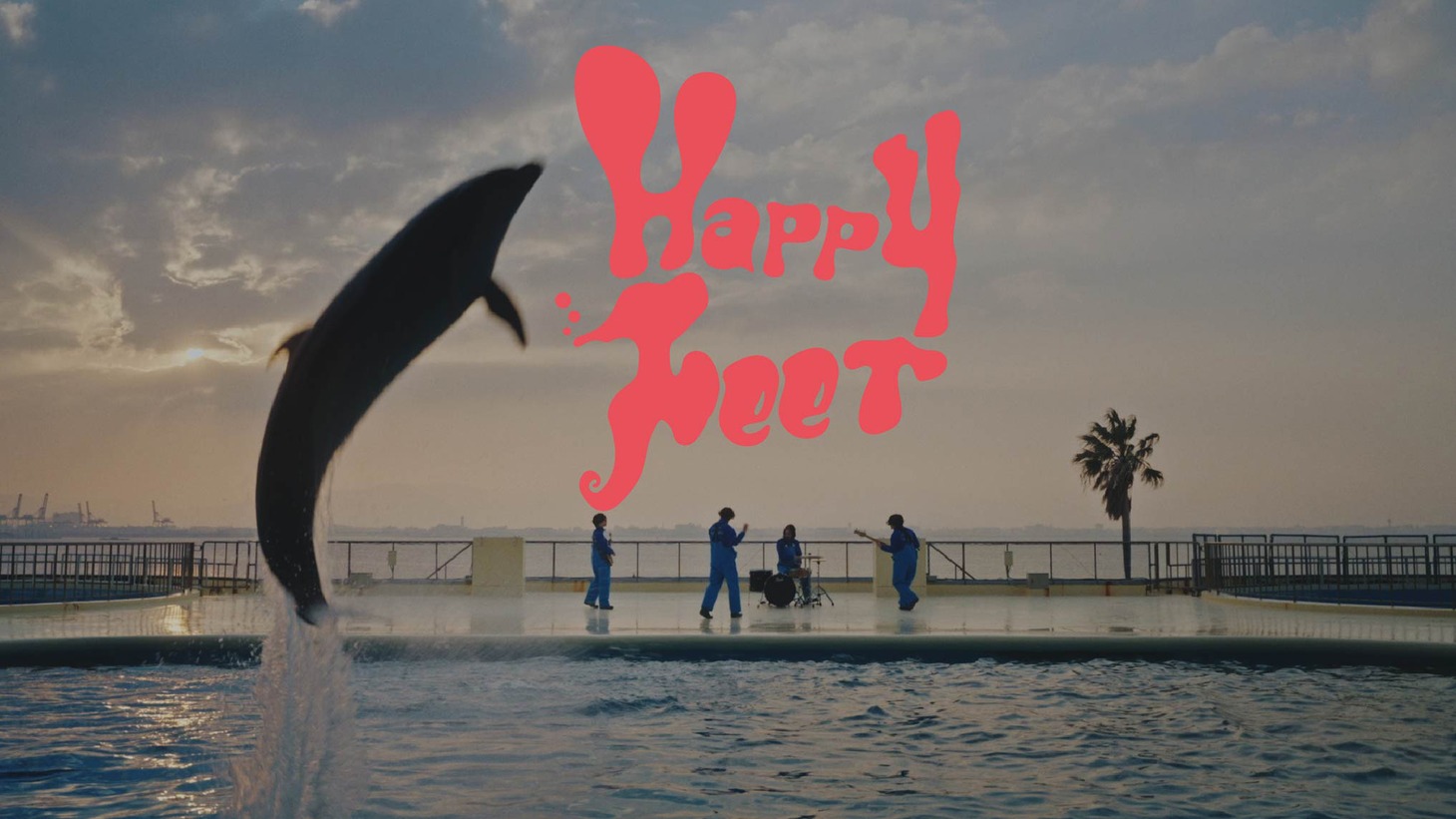 Deep Sea Diving Club「Happy Feet」ミュージックビデオのサムネイル。