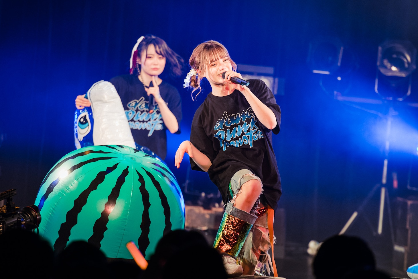 左からへそ、めあり（撮影：曽我美芽）