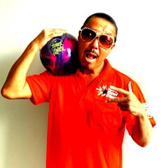 ボウリング魂（コン）!! ブラザー・コーン、66歳でプロボウラーを目指す