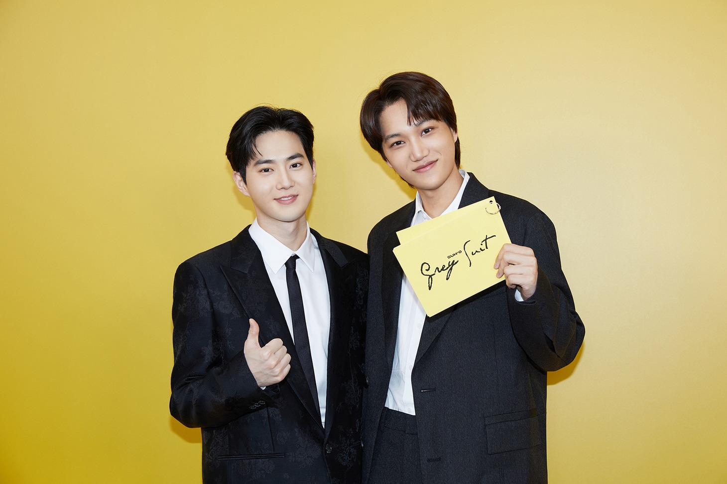 左からSUHO、KAI。（写真提供：SM Entertainment）