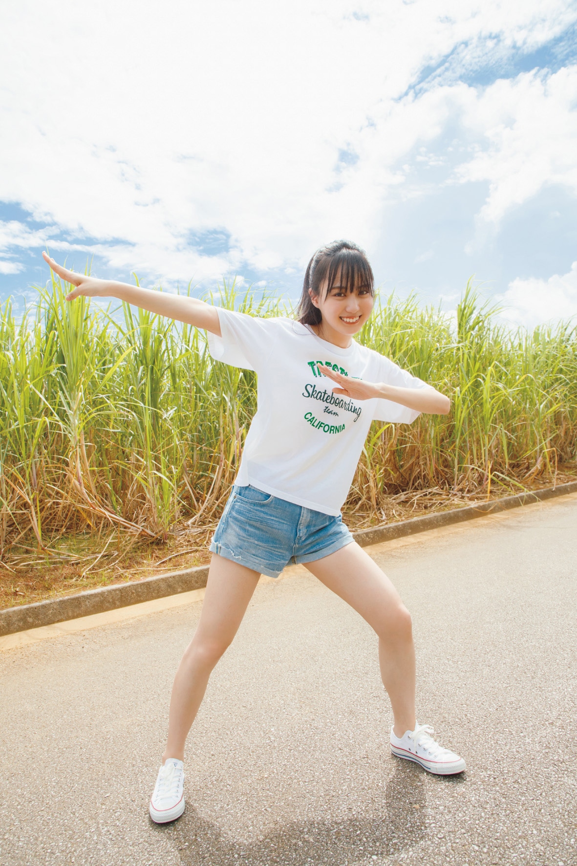乃木坂46賀喜遥香1stソロ写真集「まっさら」より。（撮影：菊地泰久）