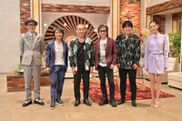 左からリリー・フランキー、スターダスト☆レビュー、水原希子。（写真提供：NHK）