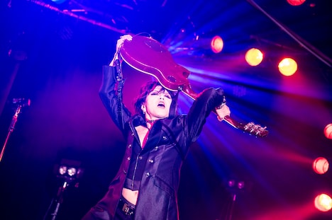 広瀬“JIMMY”さとし（G）（Photo by TSUCHIDA HIROSHI）