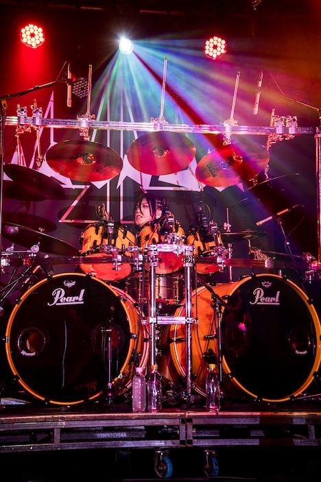 宮脇“JOE”知史（Dr）（Photo by TSUCHIDA HIROSHI）