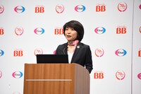 エーザイ株式会社コンシューマーhhc事業部プレジデントの内藤えり子氏。