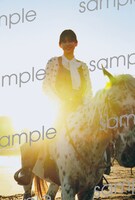 渡邉理佐「抱きしめたくなる瞬間」コーチャンフォー限定特典ポストカード（撮影：柴田フミコ）